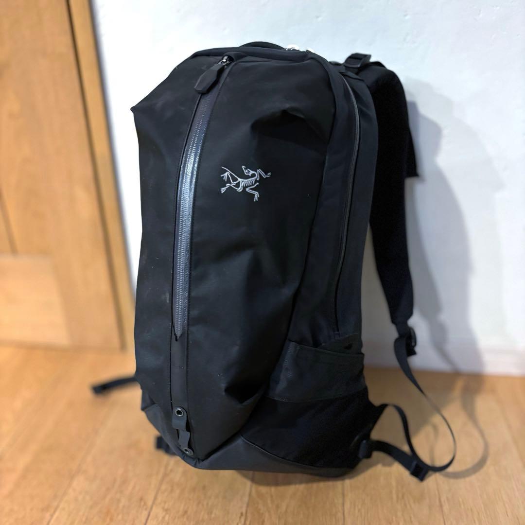 アークテリクス ARRO 22 アロー22 黒 22L バックパック