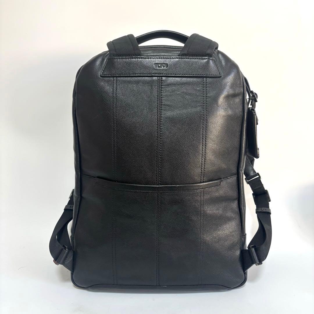 トゥミ バックパック ブラッドナー ハリソン ベイツ オールレザー ブラック