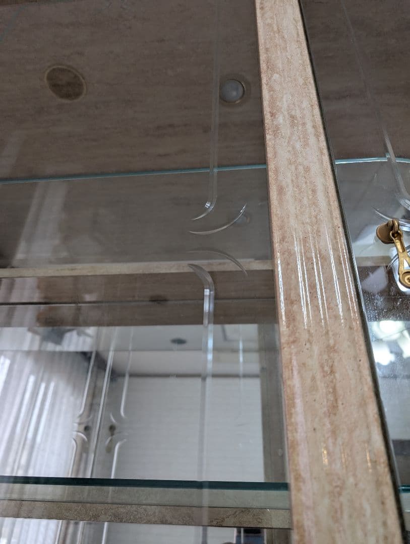 【訳あり】大型 飾り棚 ガラスキャビネット 食器棚