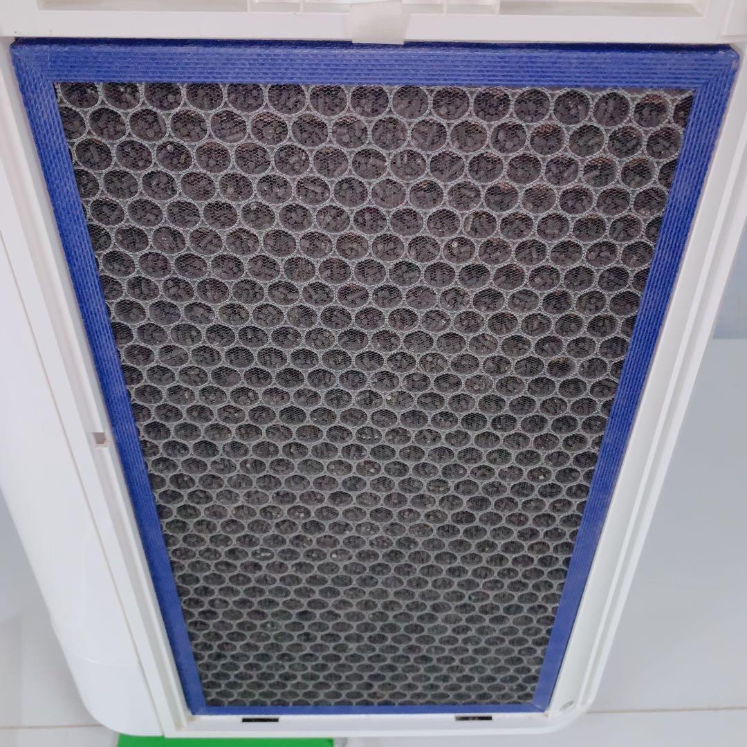 SHARP 加湿空気清浄機 KC-J50-W 2019年製 プラズマクラスター★