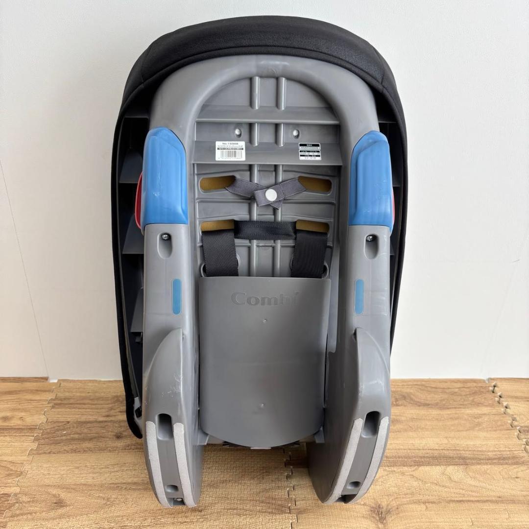 【極美品】コンビ　ミニマグランデ スペースブラック 新生児OK