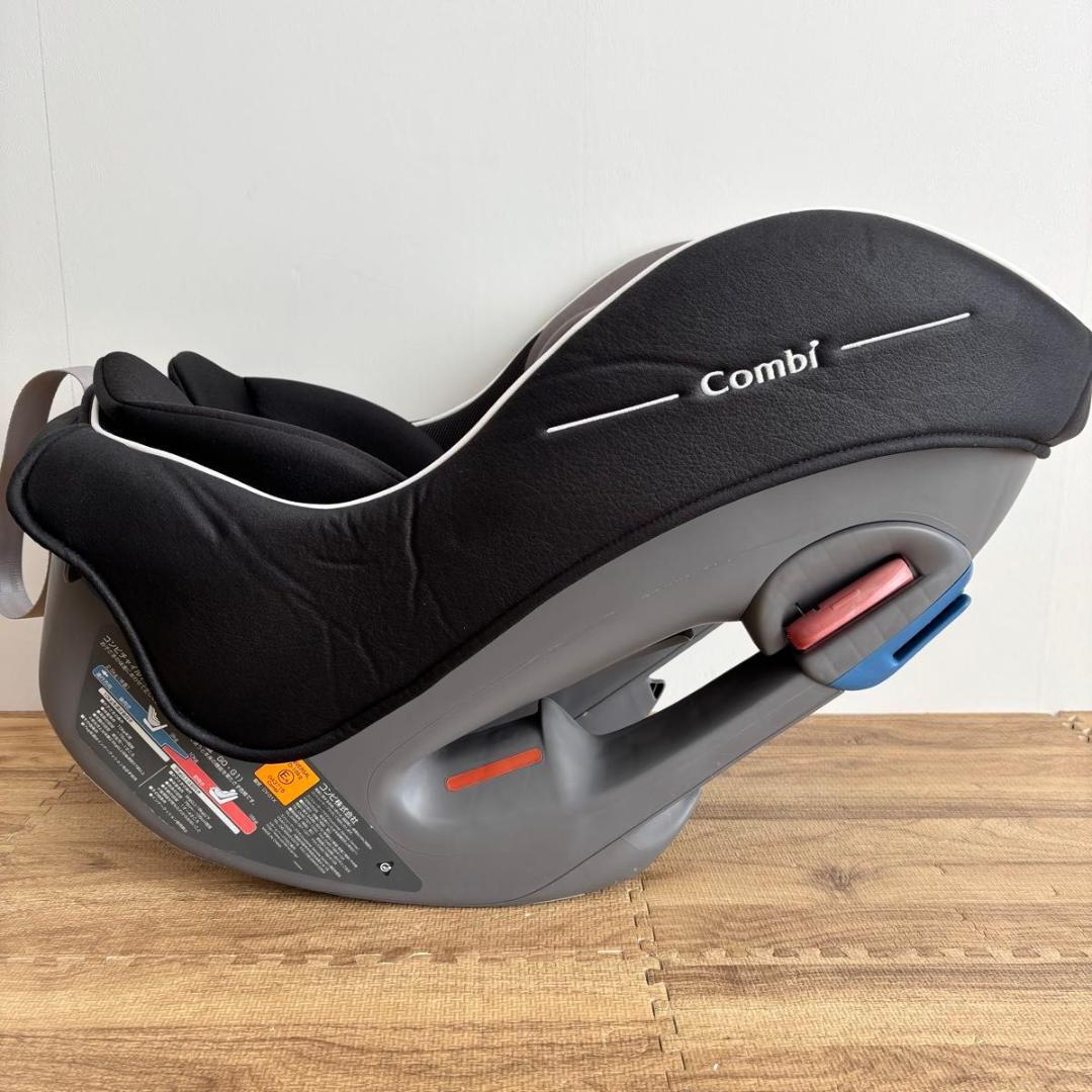 【極美品】コンビ　ミニマグランデ スペースブラック 新生児OK