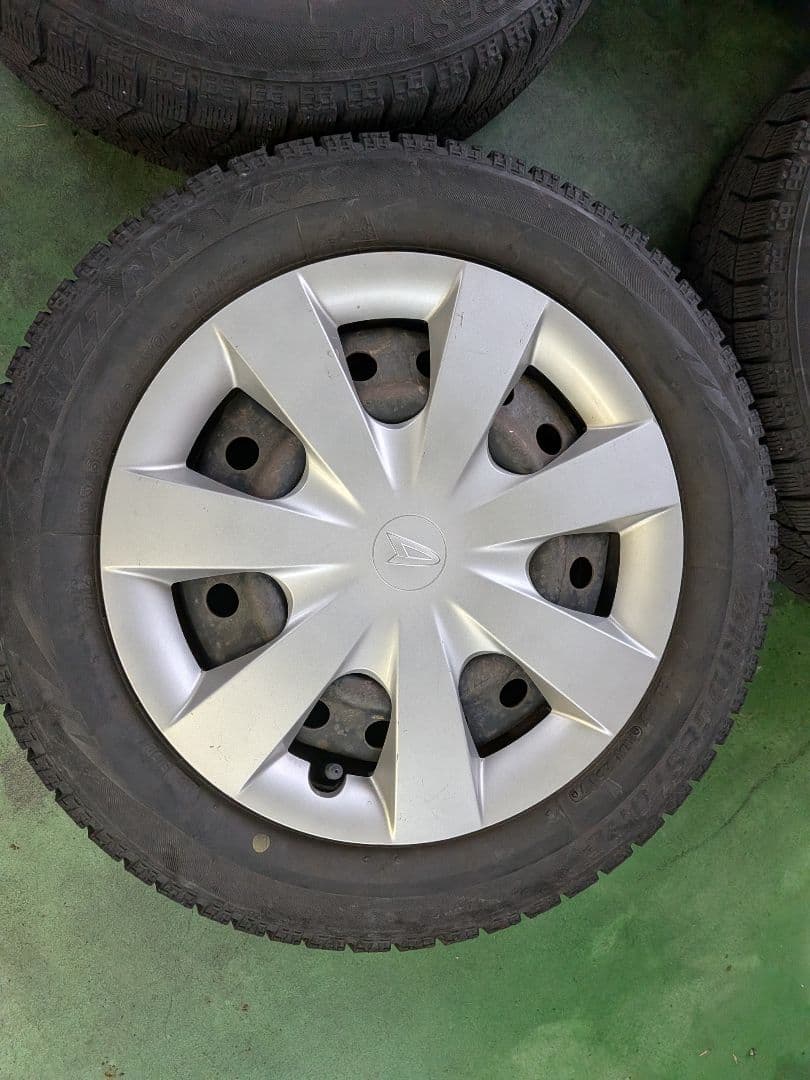 BLIZZAKスタッドレス155/65R14インチ ホイールセット　ダイハツ純正