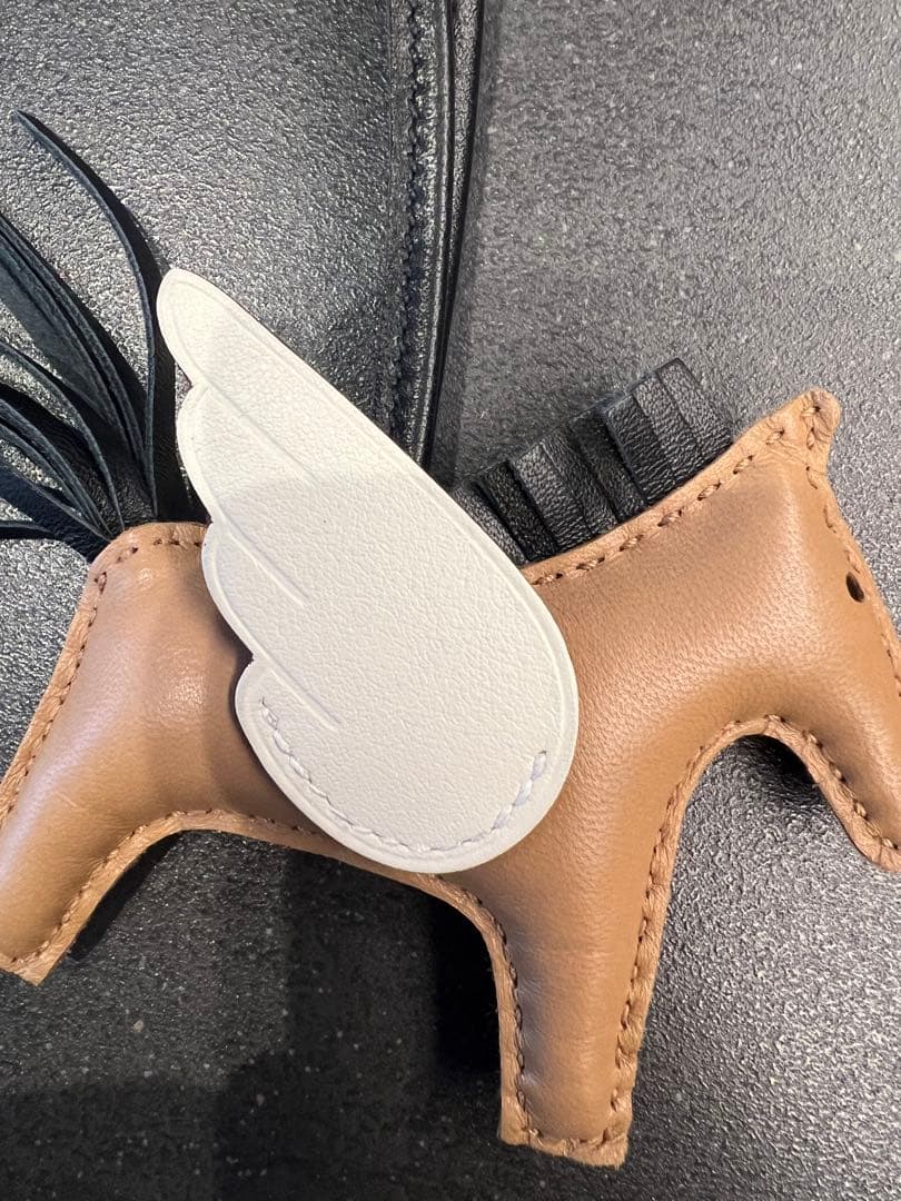 HERMES ペガサスチャーム
