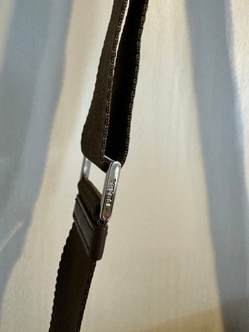 PRADA オリーブグリーン ショルダーバッグ