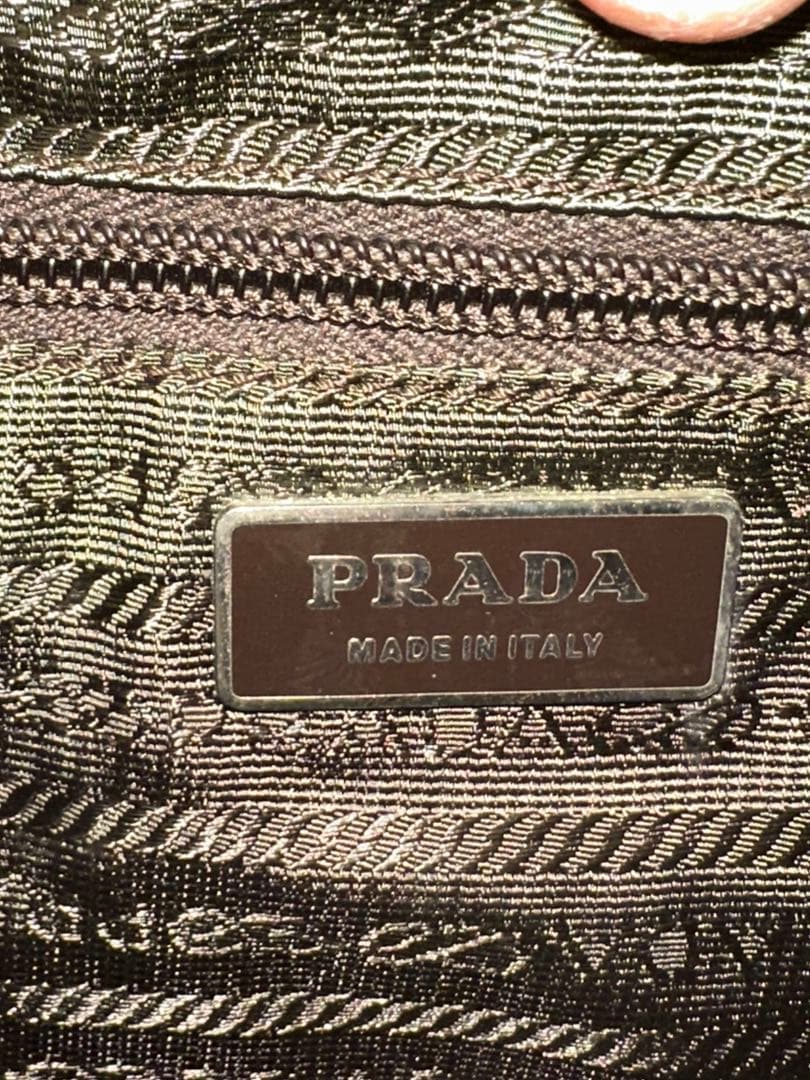 PRADA オリーブグリーン ショルダーバッグ