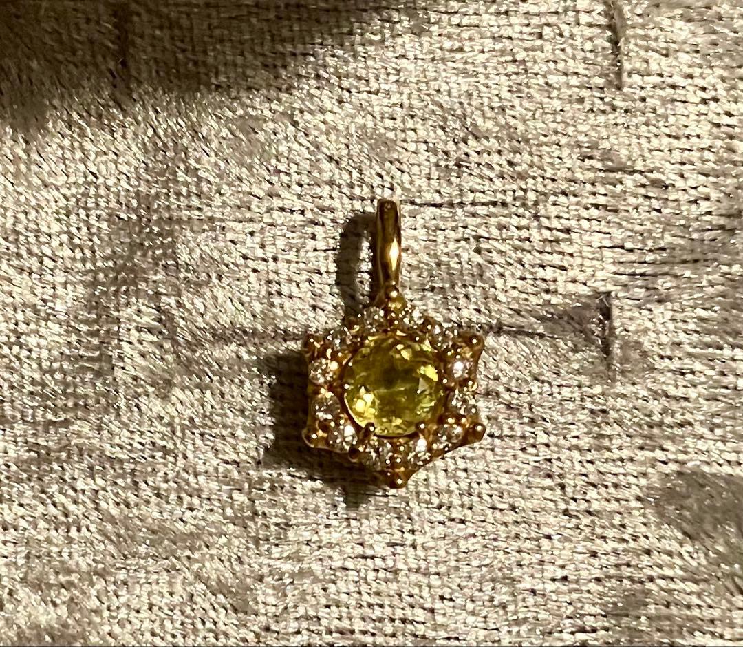 き*ん様 K18＊スフェーン星型 ペンダントトップです