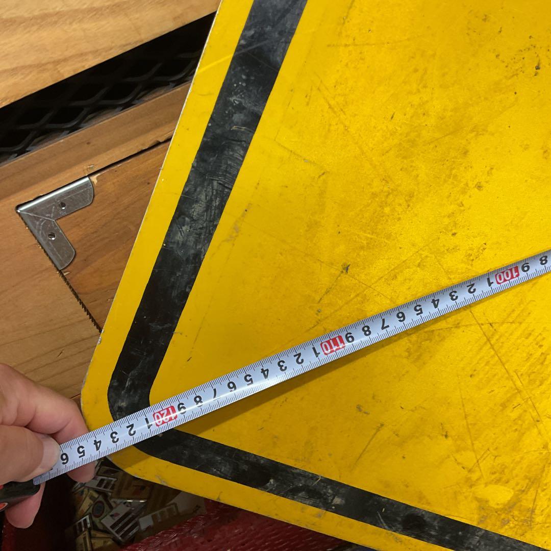 USA 巨大ストリート看板　HIDDEN