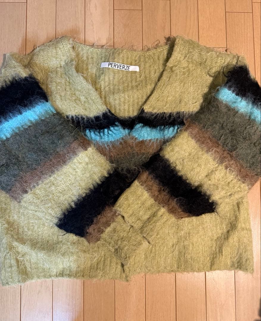 値下げ　perverze Double Stripe Knit Cardigan