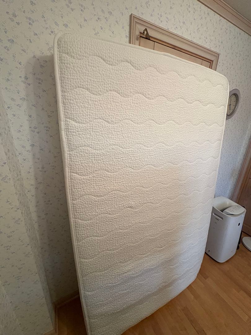 【送料無料】NELLマットレス　セミダブル初期型