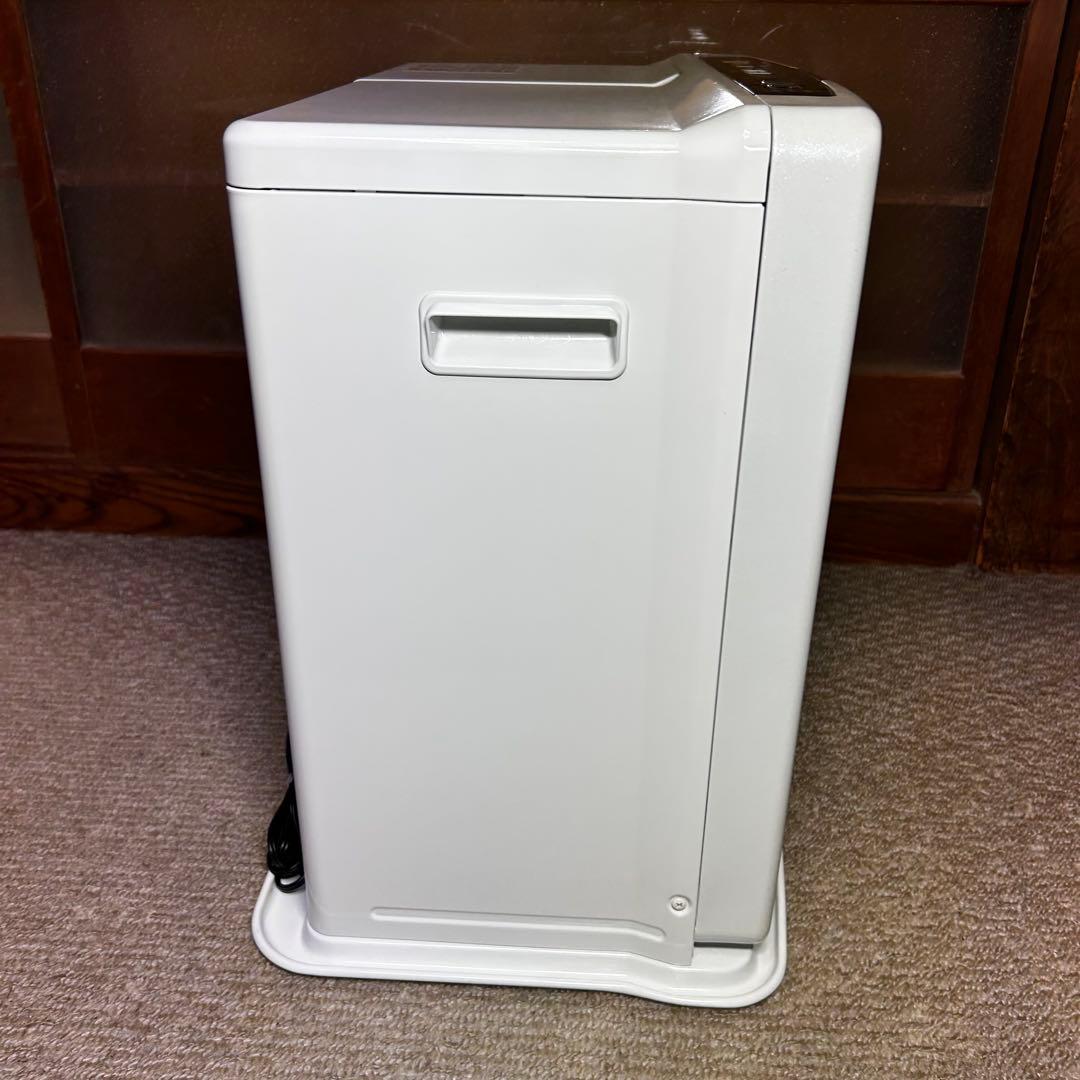 美品 CORONA 石油ファンヒーター ホワイト FH-VX4619BY