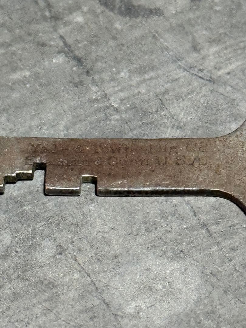 アンティーク雑貨 ERIE ART L CO JAPANNED BOX