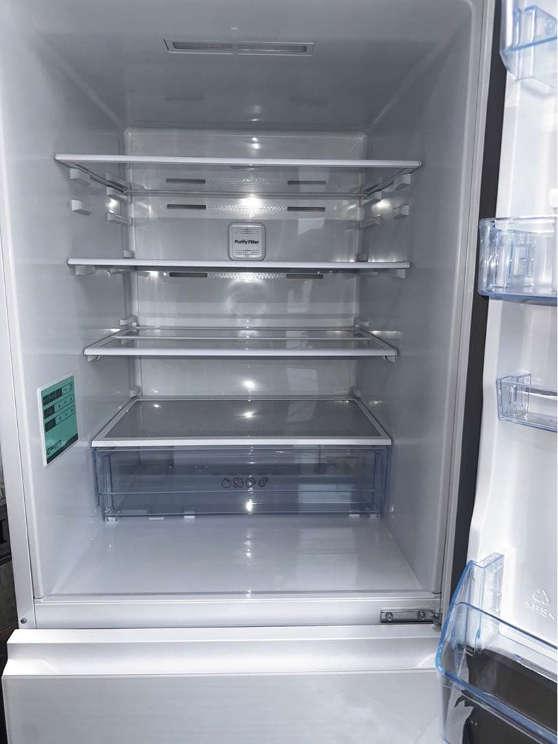 Hisense 3ドア冷蔵庫 ホワイト2024年製