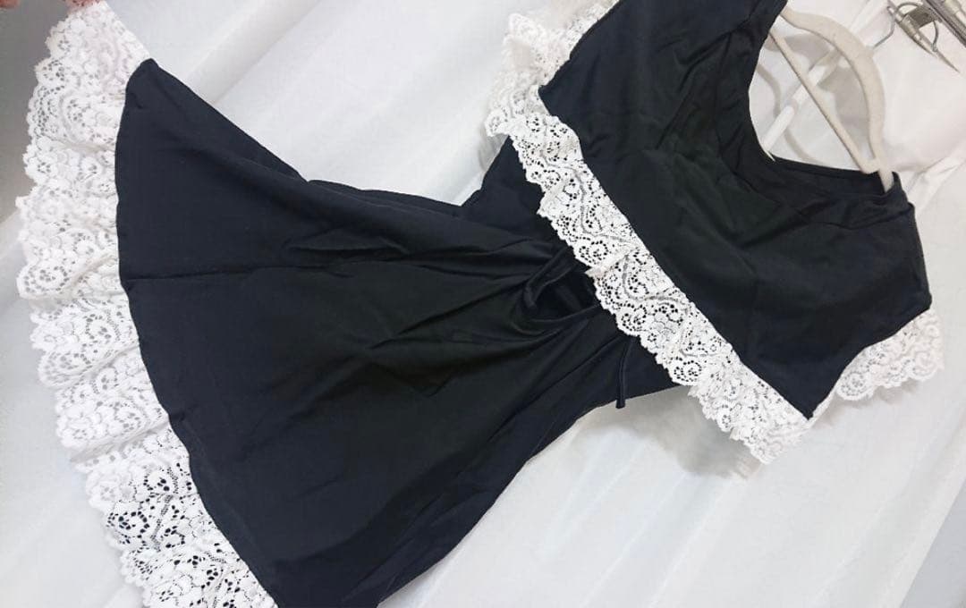 PAMEO POSE 『新品』黒 セーラー襟 レース付き タンクスーツ 水着