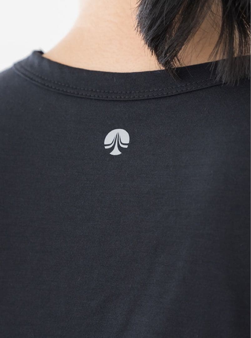 新品【SUKALA】L ボタニカル柄 Tシャツ＆レギンスセット ラバ