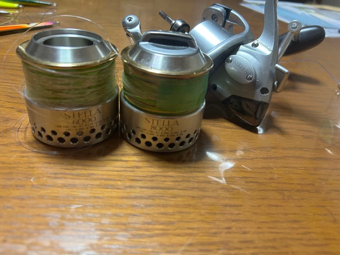 STELLA 8000 スピニングリール 6000と8000のスプール箱付き