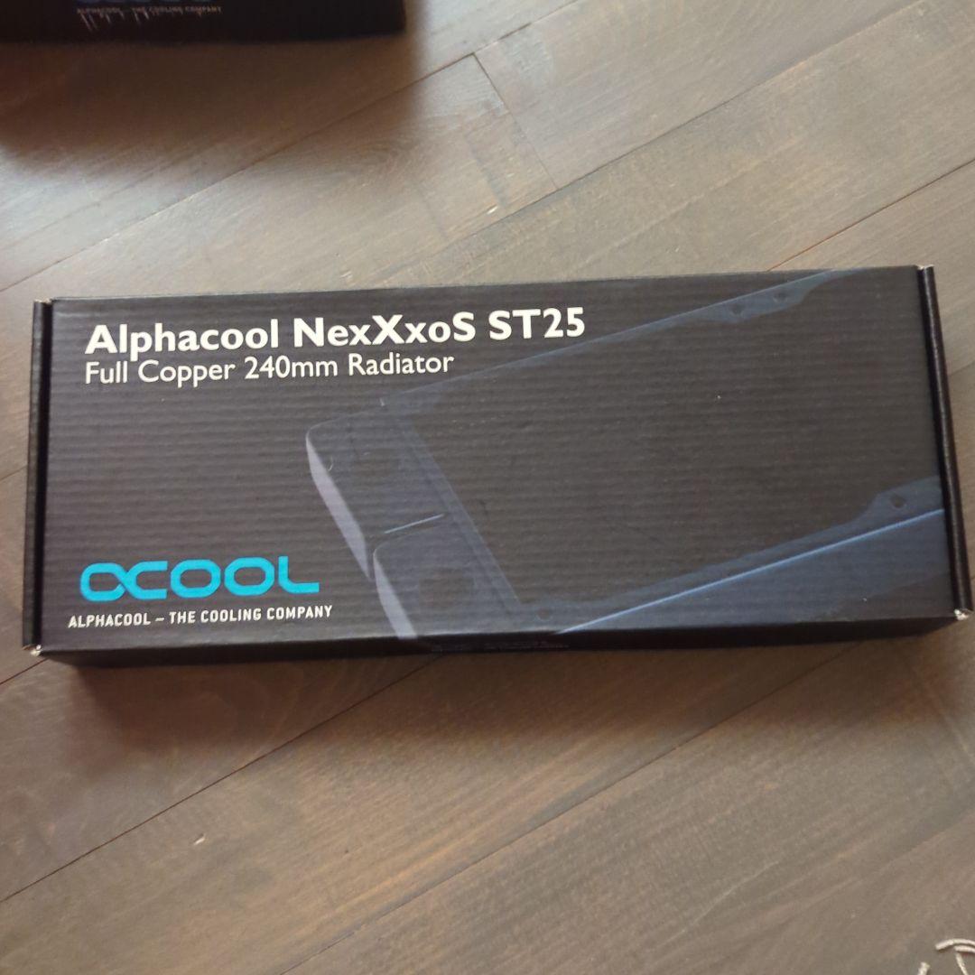 Alphacool NexXxoS ST25 240mmラジエーター