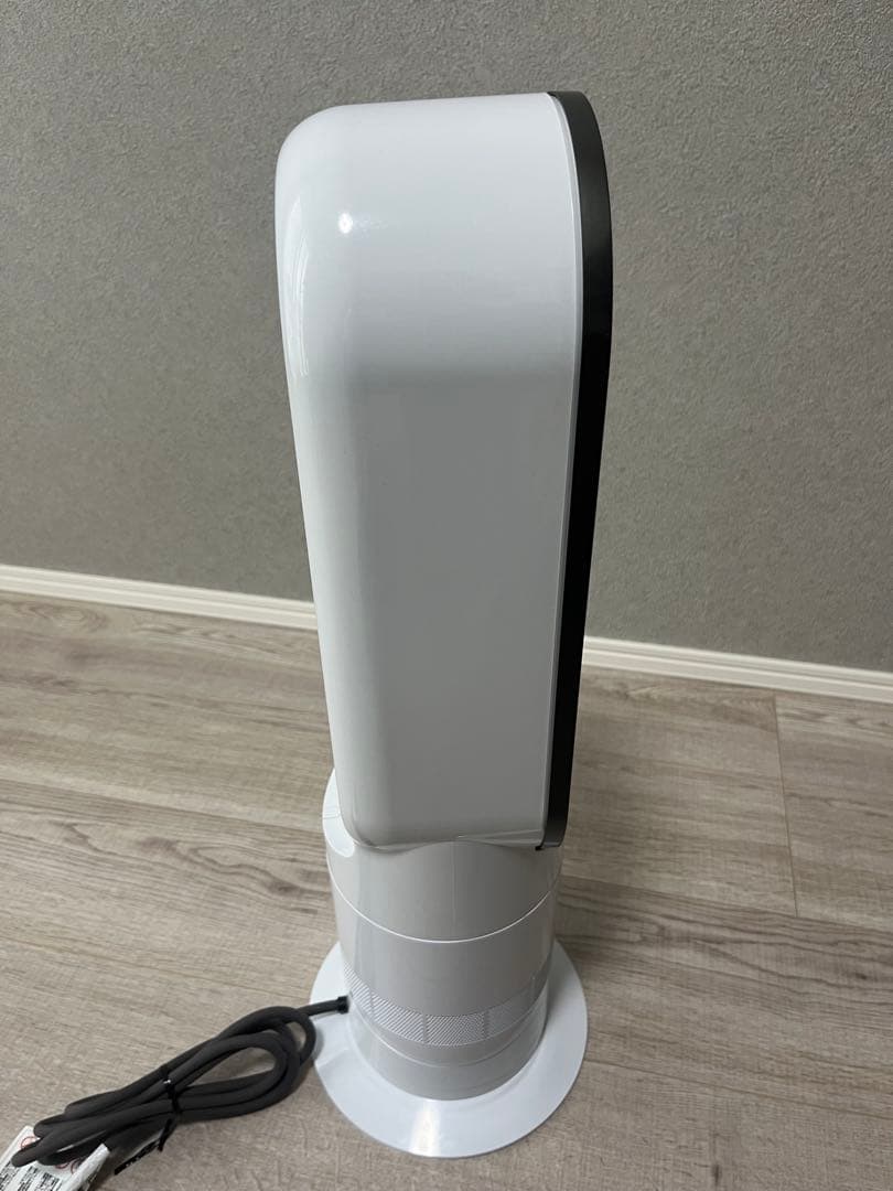 【美品】2024年製　dyson ダイソン　AM09 hot+cool