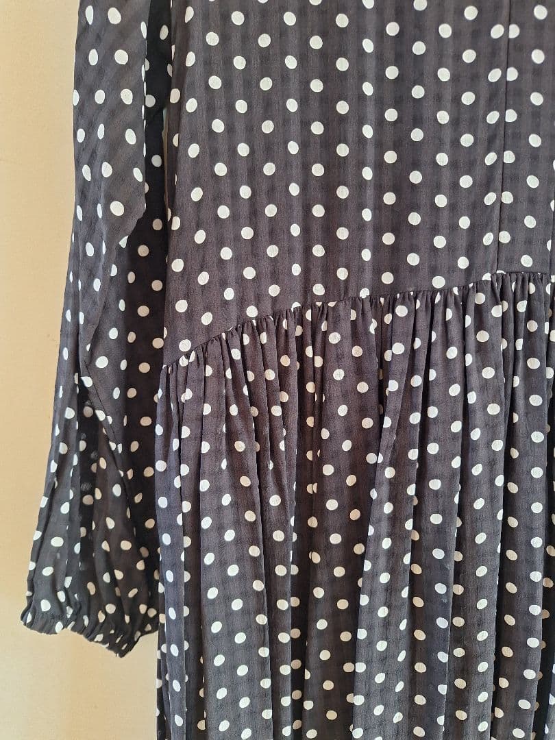 豆太郎様用　BEARDSLEY ドットギャザーワンピース【新品タグ付き】