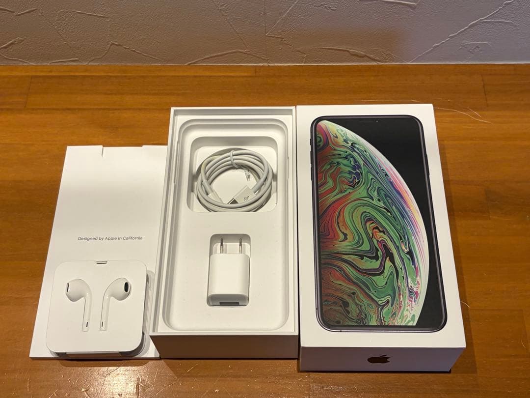 Apple iPhone XSmax 256GBスペースグレー （SIMフリー）