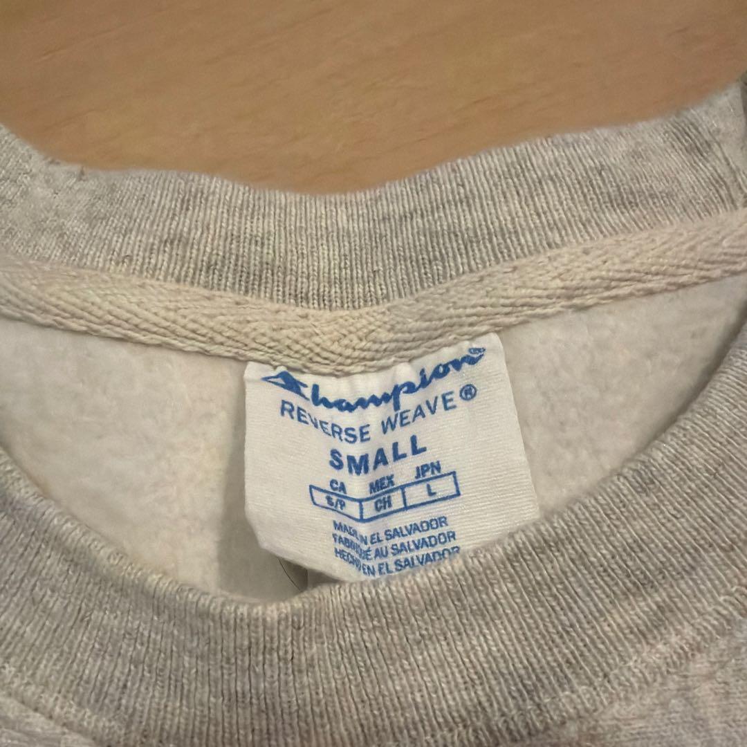 MoMA ✖︎ champion スウェット