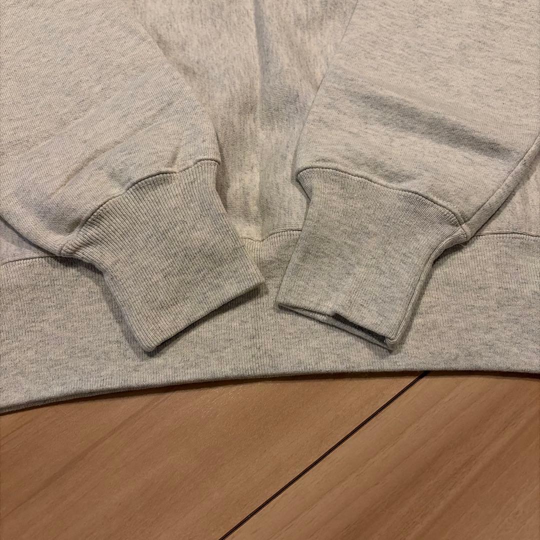 MoMA ✖︎ champion スウェット