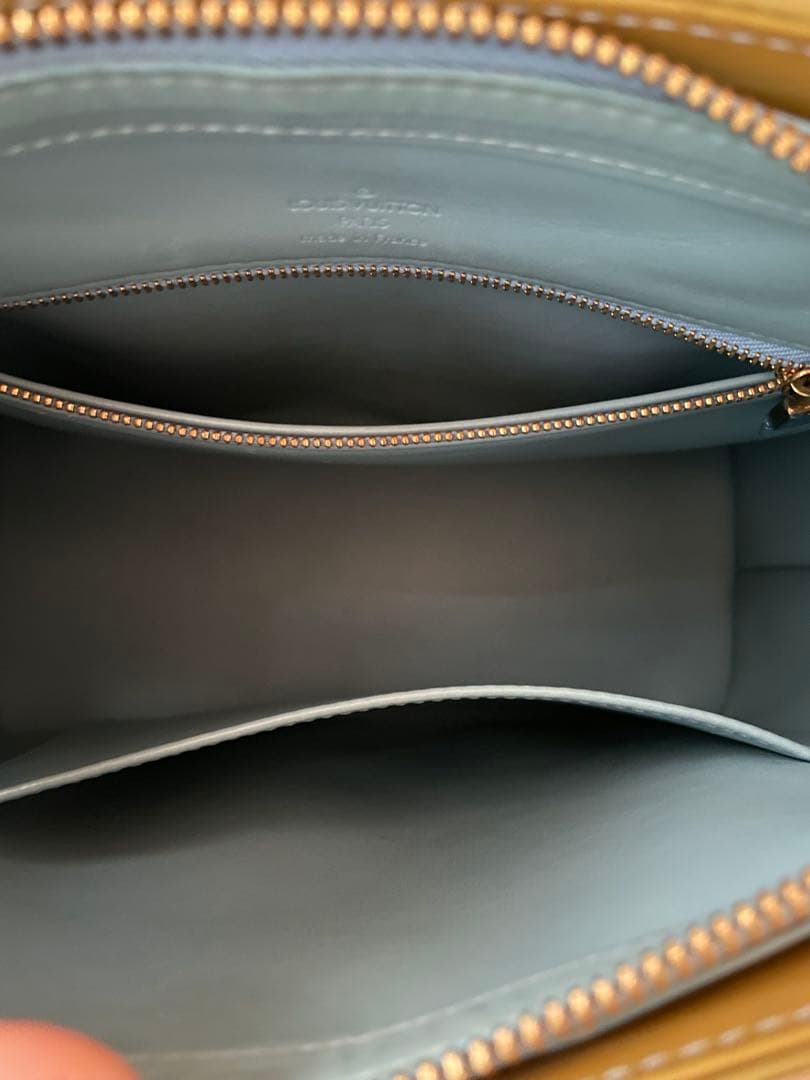 LOUIS VUITTON ヴェルニ ヒューストン