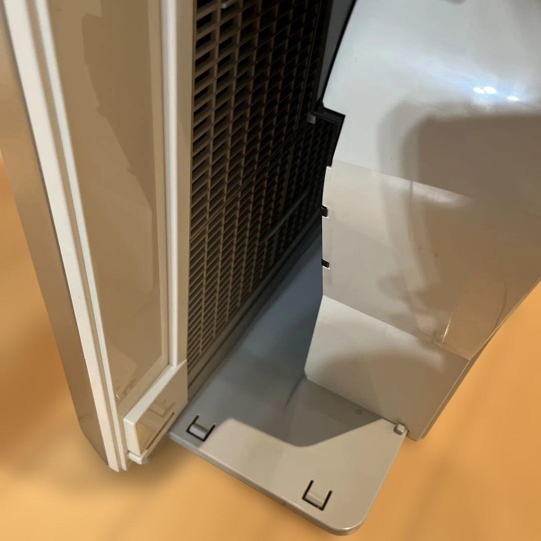 フィルター交換済み　美品　パナソニック　空気清浄機　F-VC50XJ-W