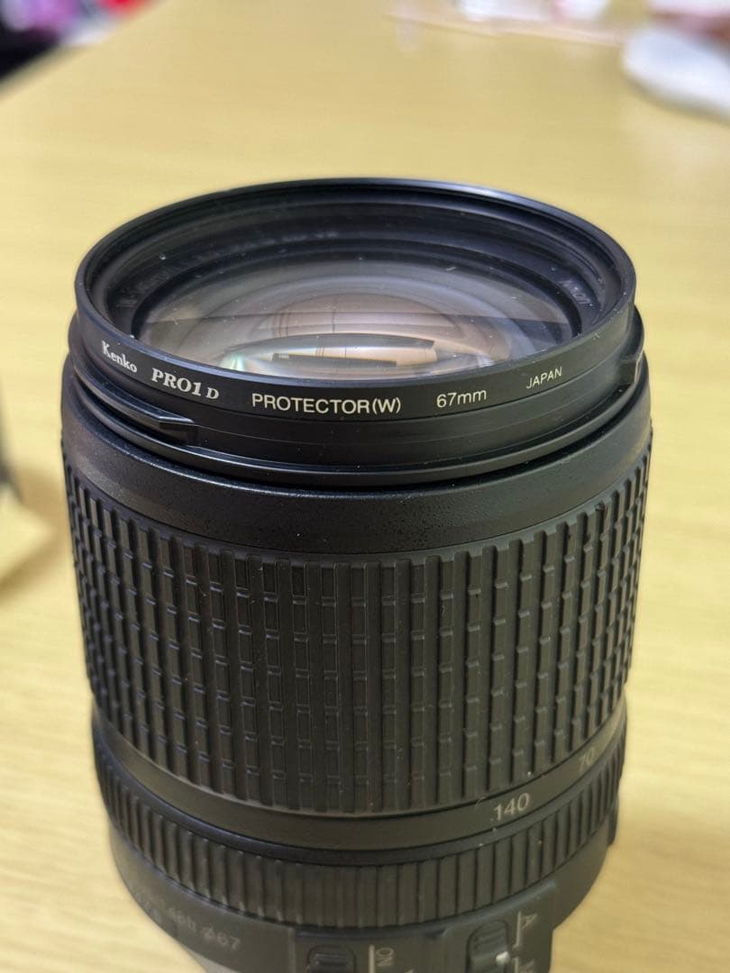 Nikon DX VR 18-140mmズームレンズ