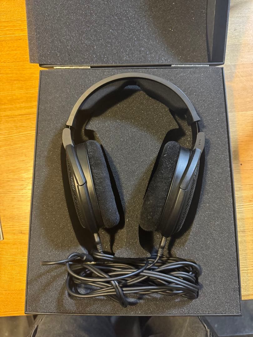 ヘッドホン SENNHEISER HD660S