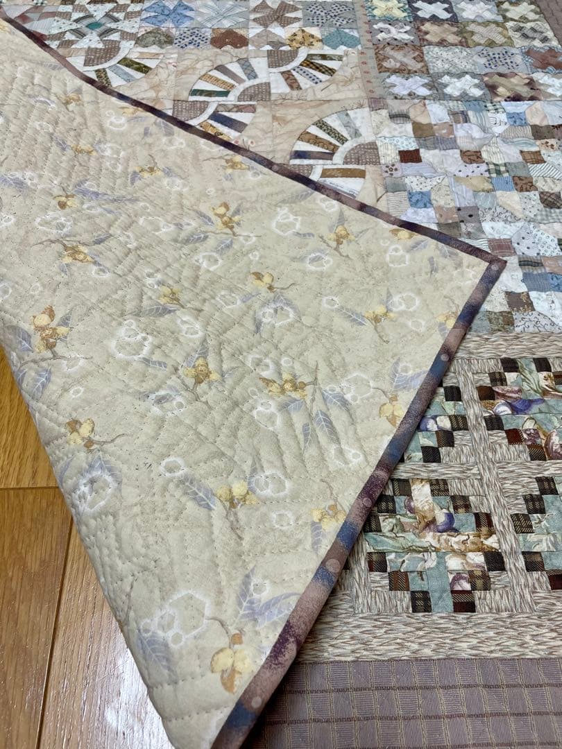 パッチワークキルト タペストリー　サンプラー