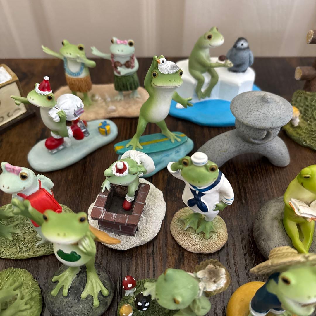 カエルの陶器置物セット 約48点