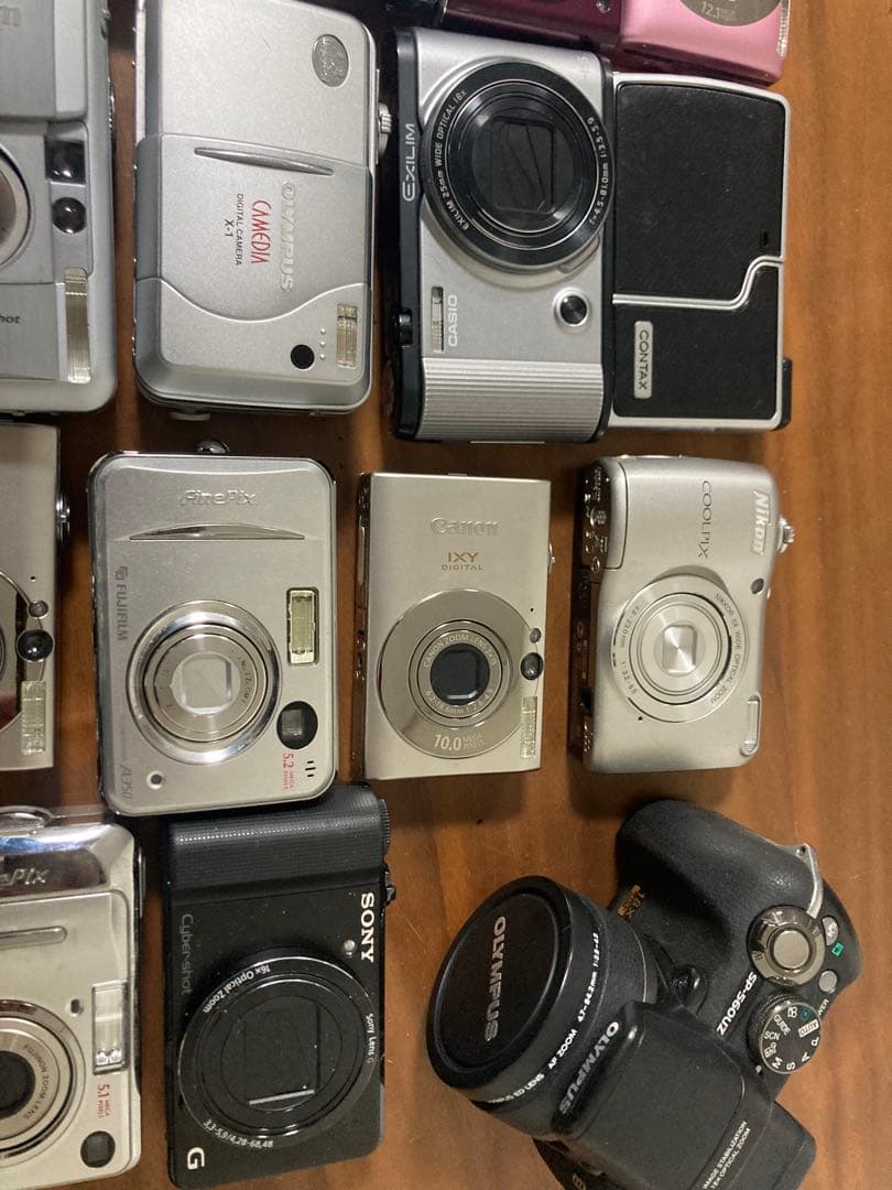 デジカメまとめ売り30台Canon/Nikon/LUMIX/EXILIM/IXY