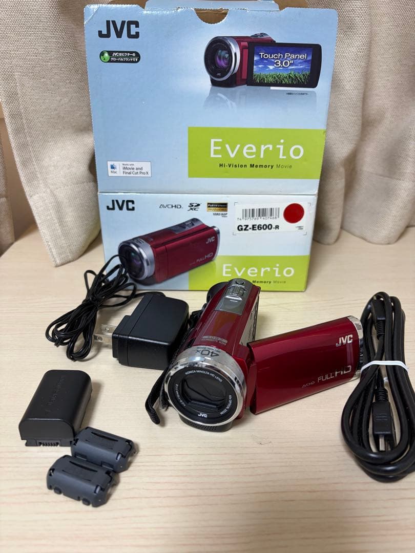 動作確認済み　JVC Everio GZ-E600 ビデオカメラ