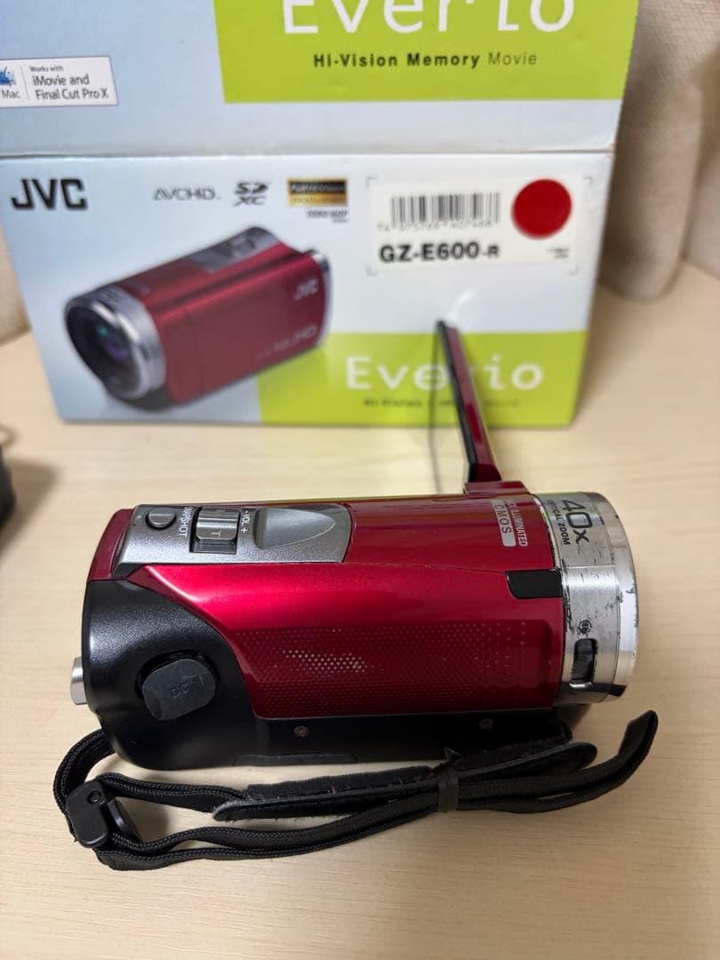 動作確認済み　JVC Everio GZ-E600 ビデオカメラ