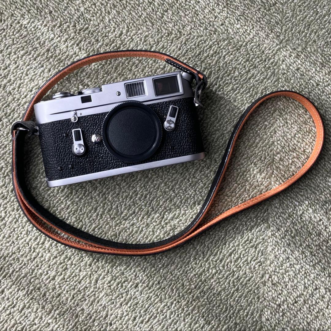 ライカM4 ストラップ付