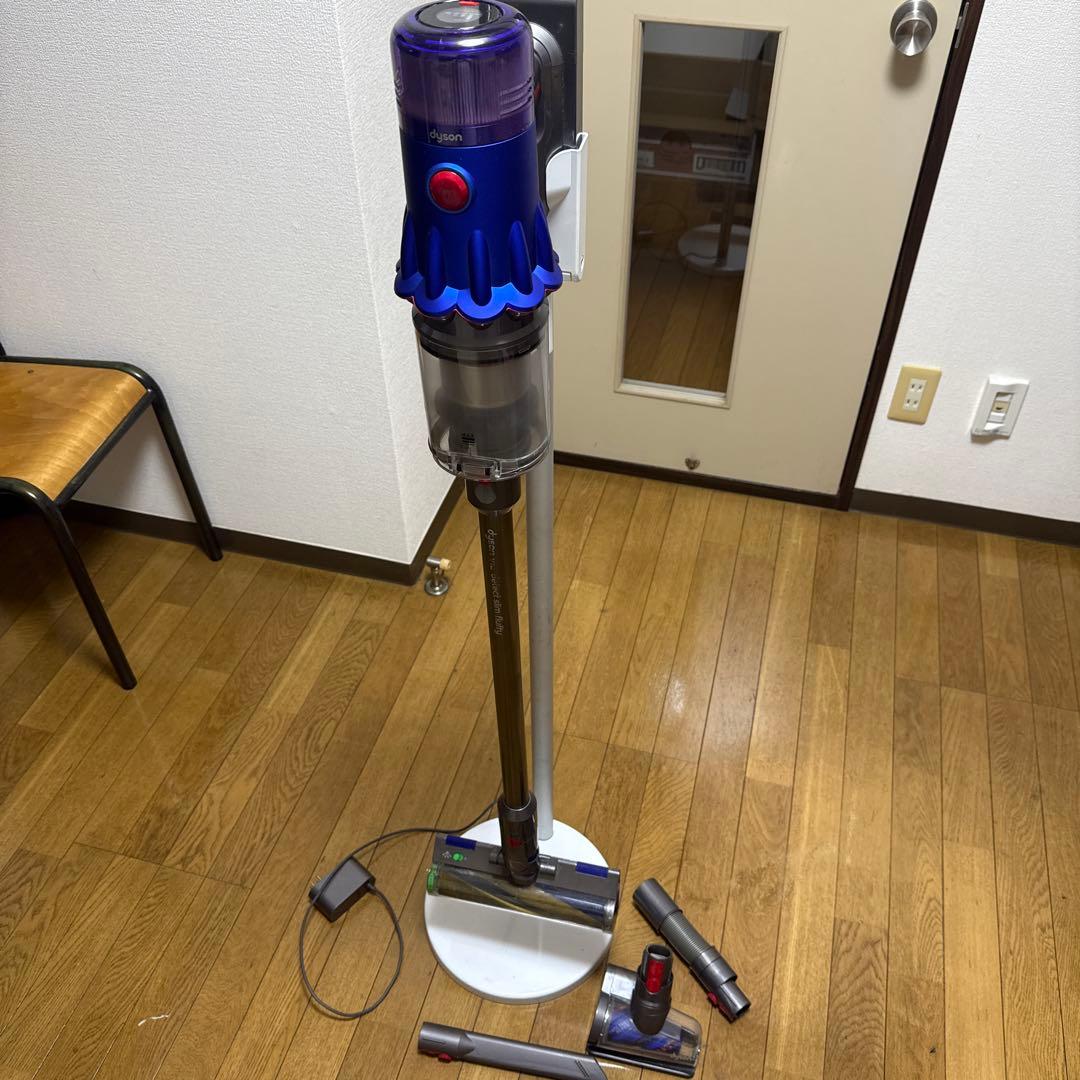 Dyson V12スティッククリーナー 本体 各種アタッチメント付き