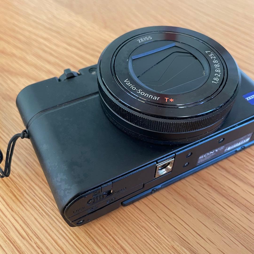 Cyber-shot SONY RX100M3 デジタルカメラ 予備バッテリー付