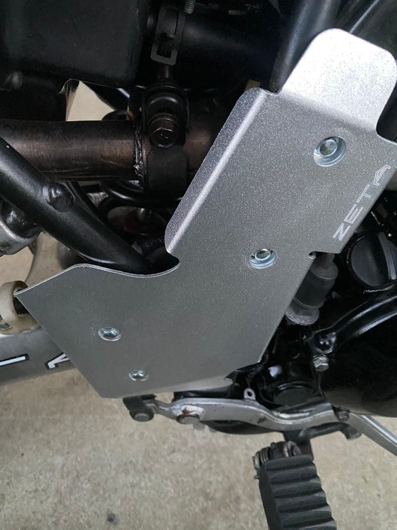 dトラッカーx klx250用のエンジンガード、フレームガードの出品です