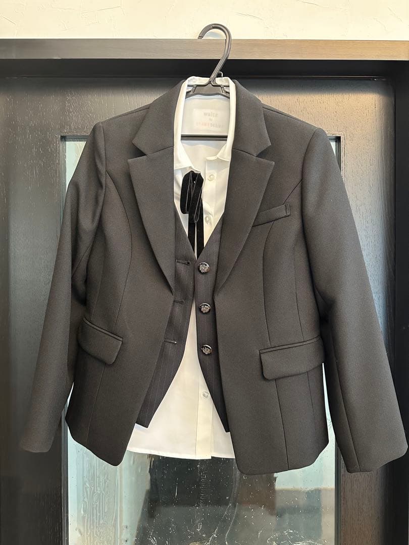 BEAMS DESIGN フォーマルスーツ 160 上下セット　女の子用