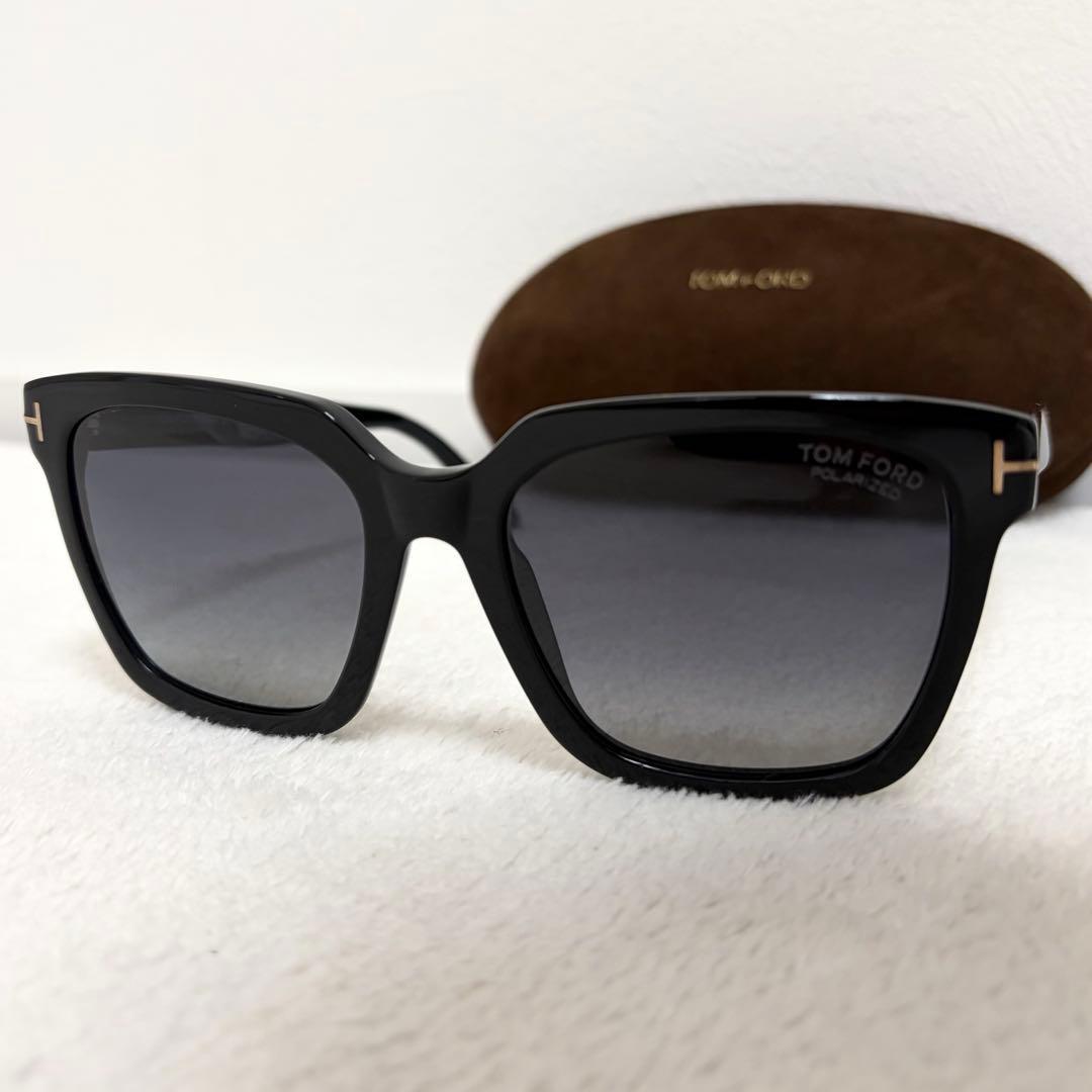 【美品】トムフォード サングラス TF952 Selby ブラック