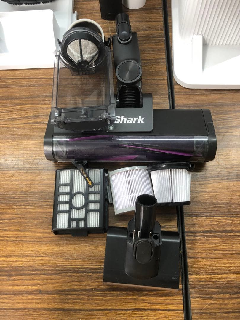 Shark 掃除機　CLEAN SENSE IQ IW3145J 送料無料