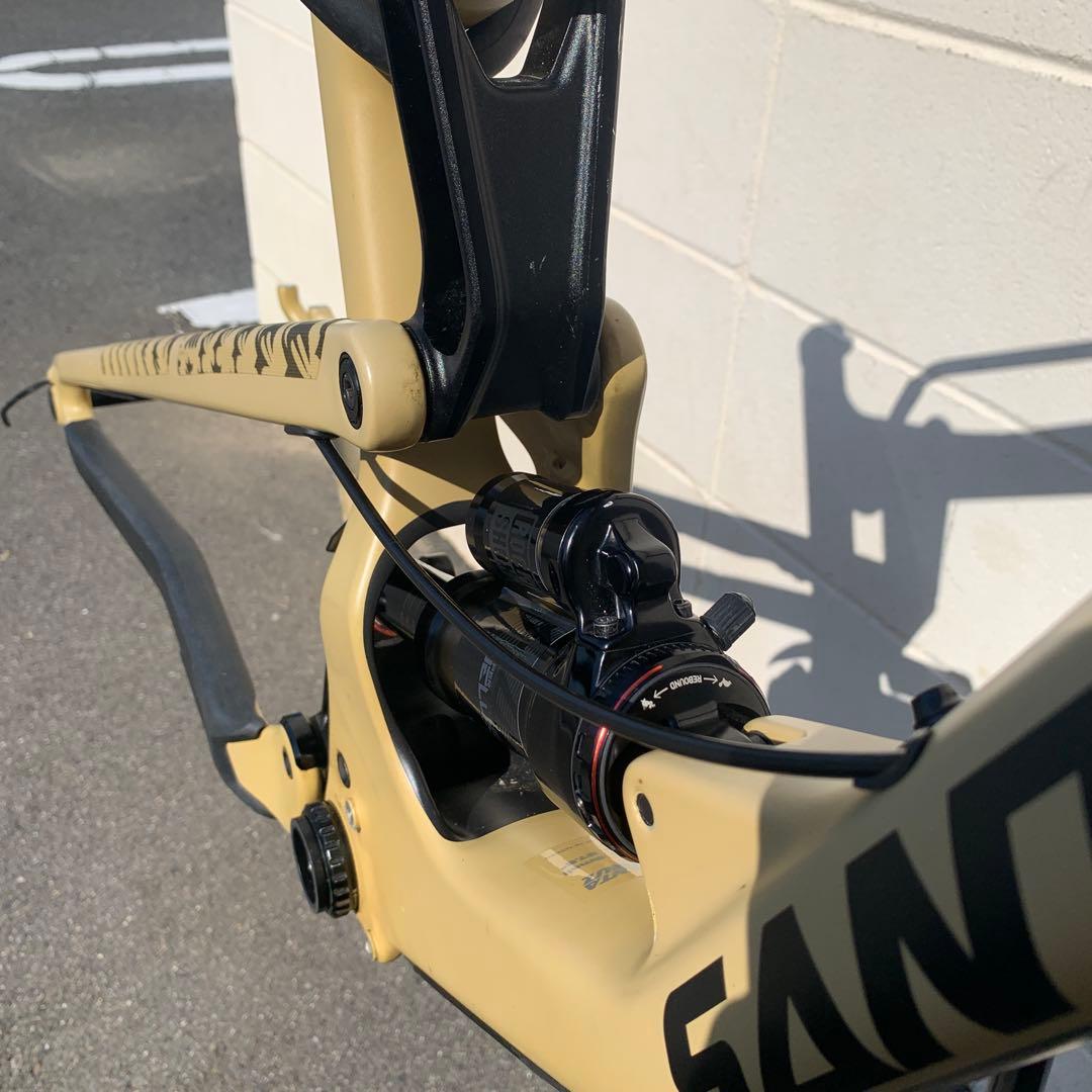 ⭐︎ ezzmoke ⭐︎ SANTACRUZ NOMAD C 2018