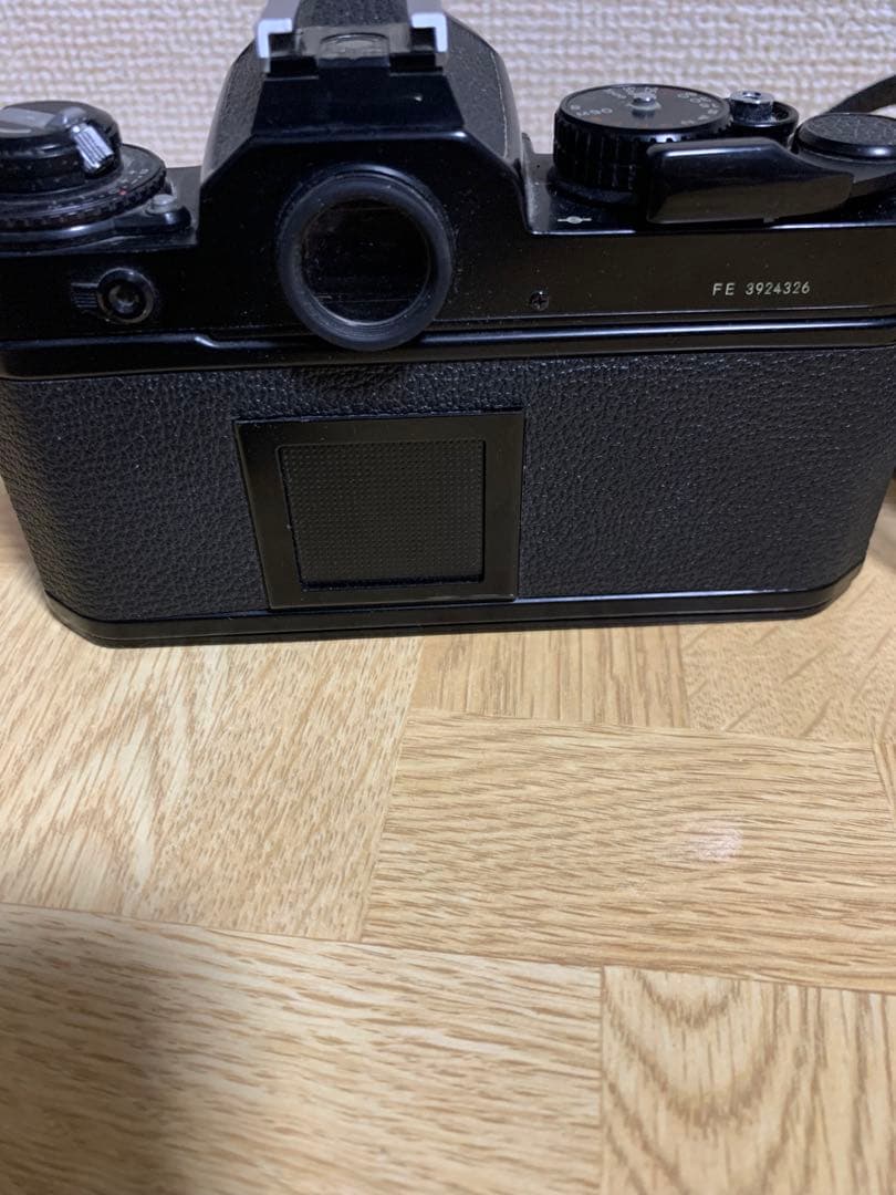 Nikon FE カメラ