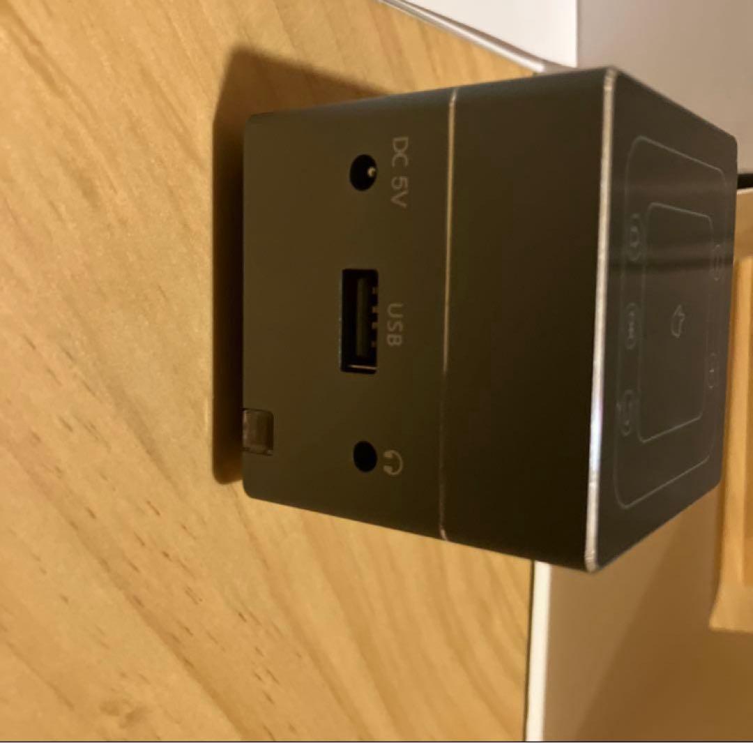 PicoCube + PLUS モバイルプロジェクター 本体