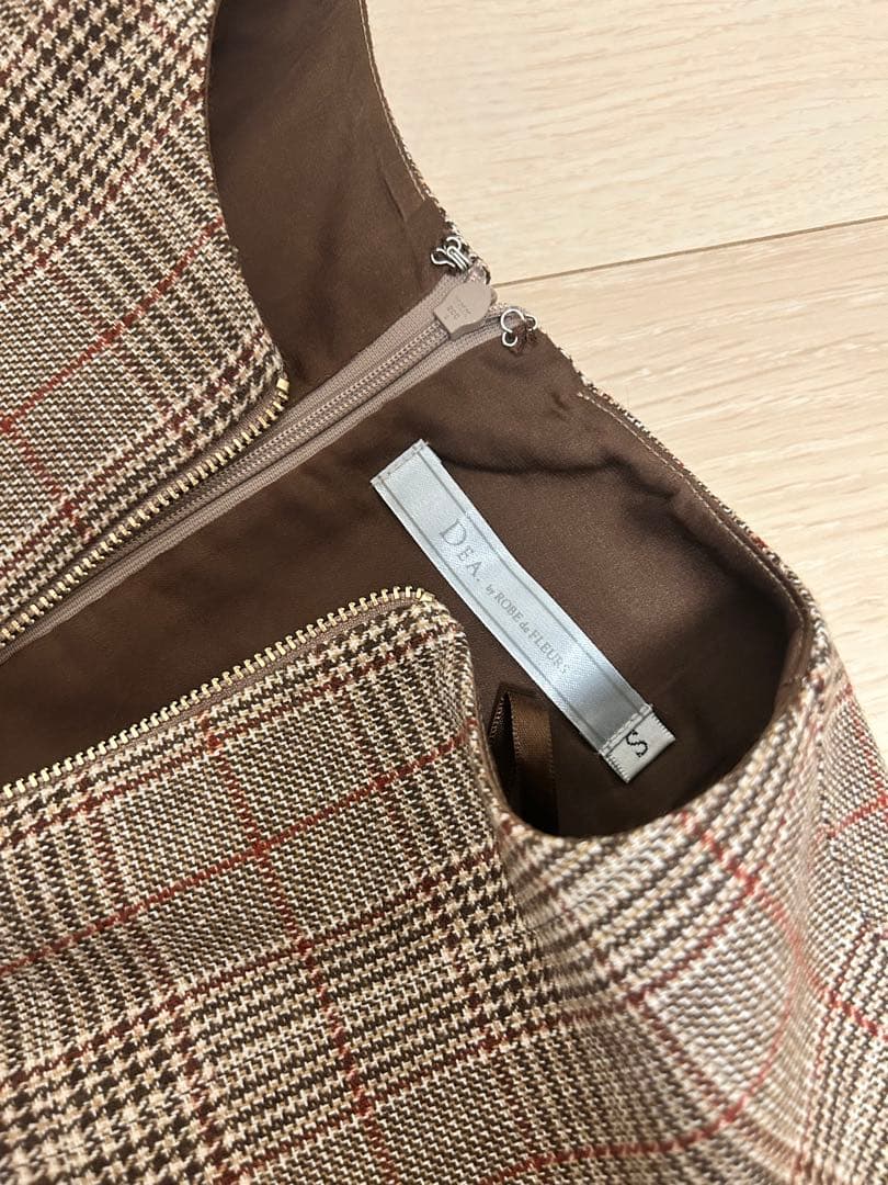 ローブドフルールDEA. チェック柄ペプラムドレス Sサイズ