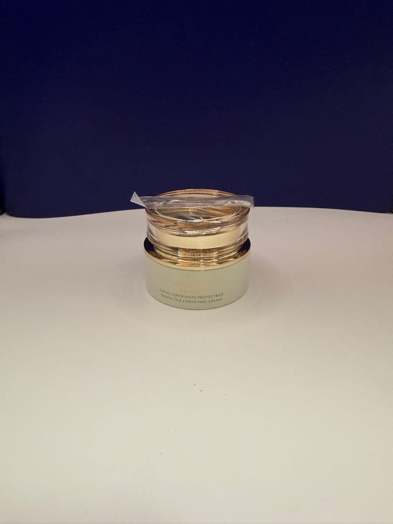 新品未使用　格安　クレ•ド•ポー ボーテ　クレームプロテクトゥリスn