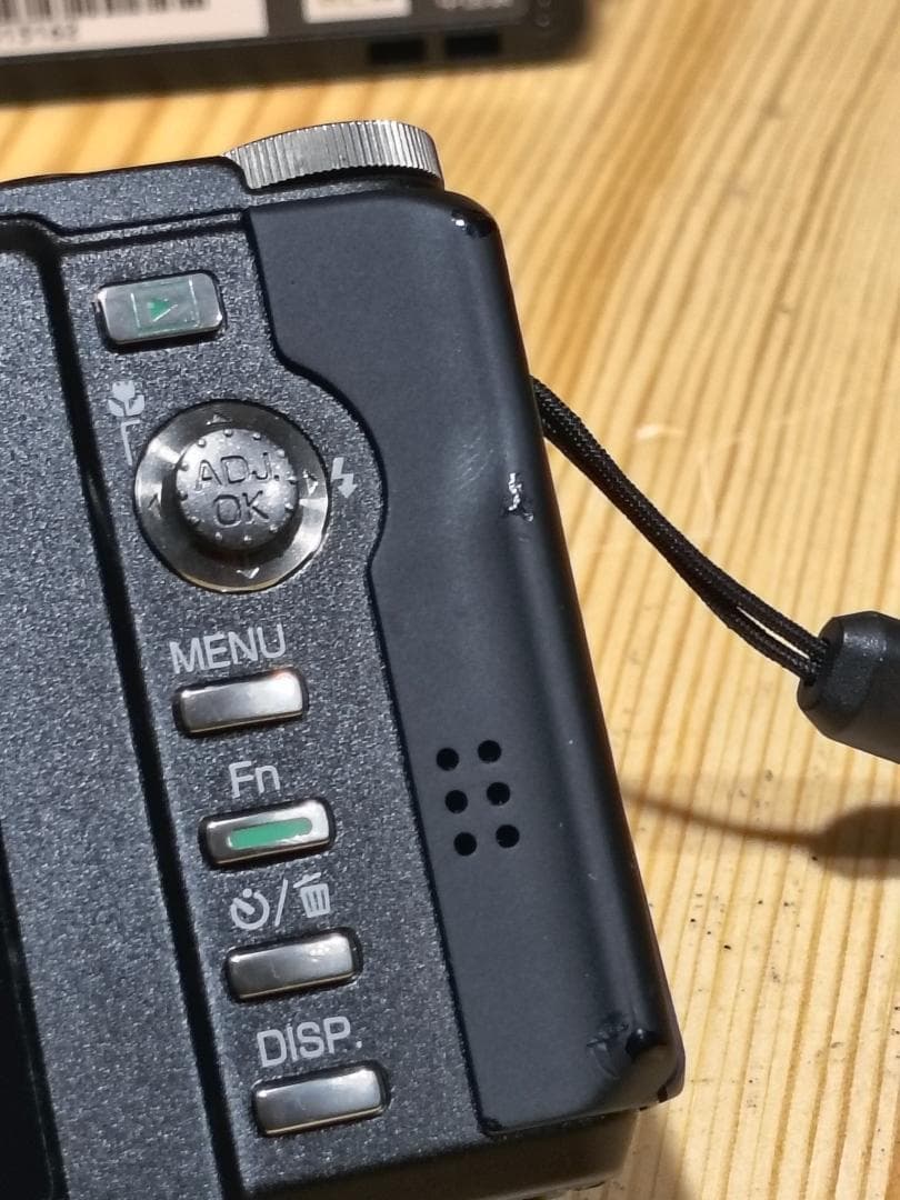 RICOH R10 コンパクトデジタルカメラ 本体