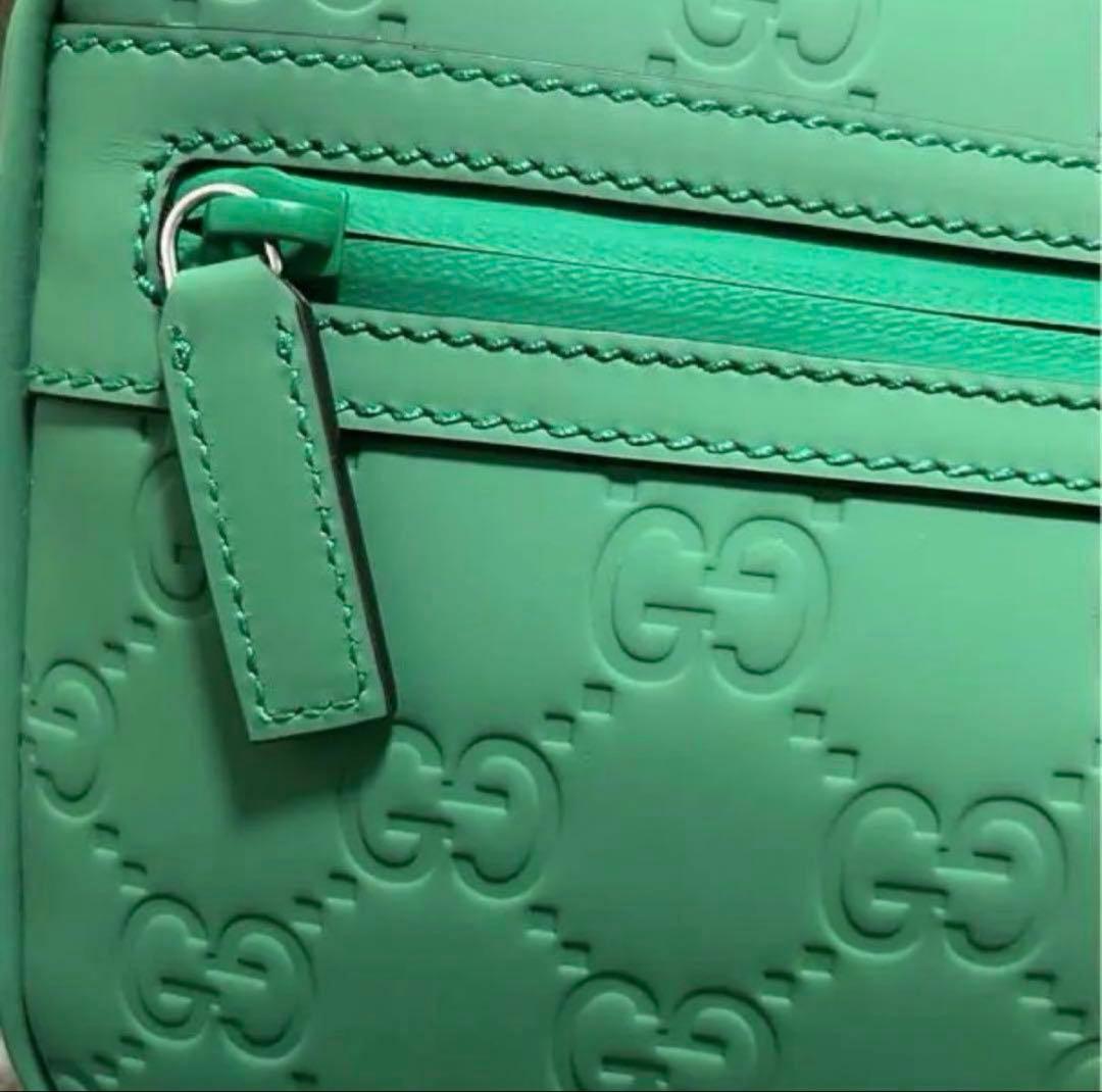 【未使用に近い】GUCCI ラバーエフェクトクロス　バック