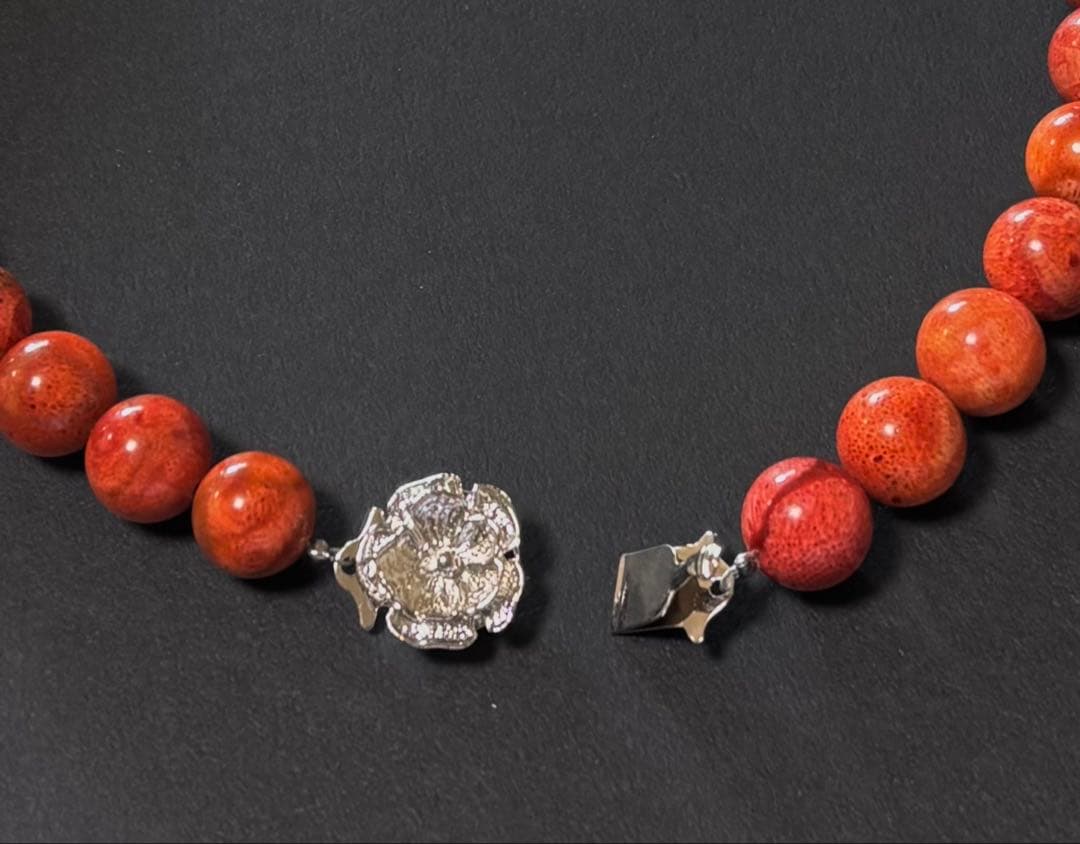 天然珊瑚２点揃え①ネックレス（１１mm珠）②ピアス（１０mm珠）No.2